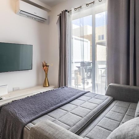 Kunsu'S Apartment 5 Min Walk From St Julians San Gwann Luaran gambar