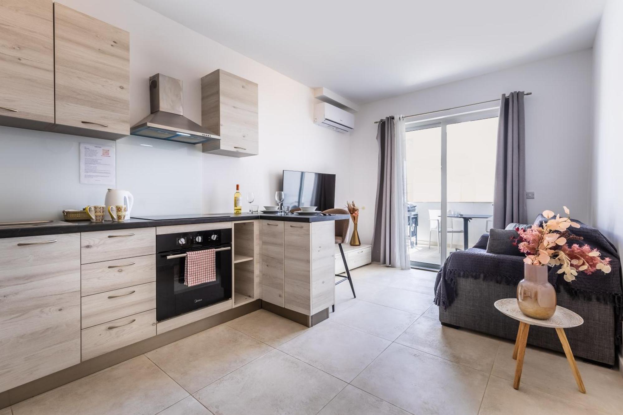 Kunsu'S Apartment 5 Min Walk From St Julians San Gwann Luaran gambar