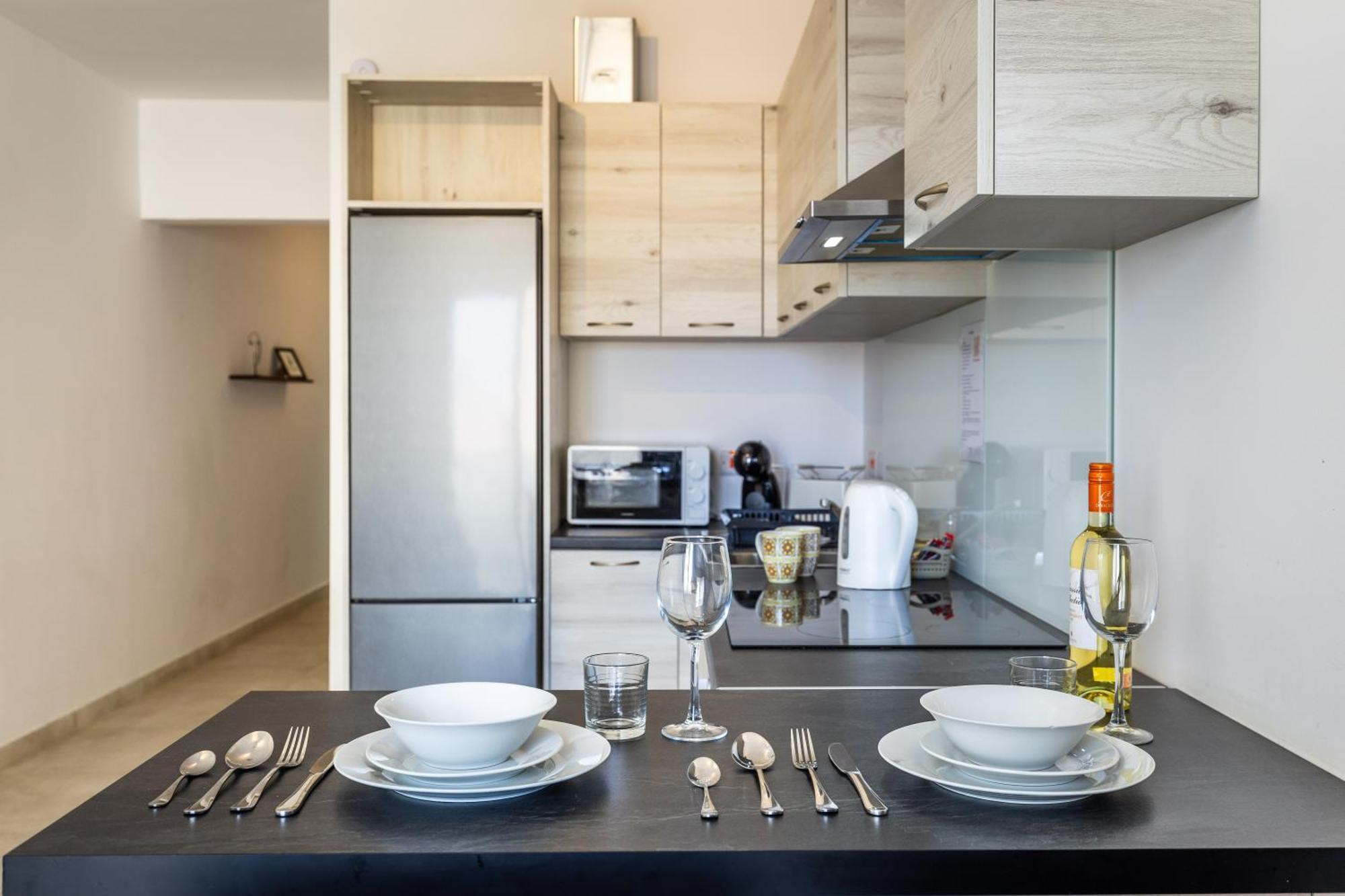 Kunsu'S Apartment 5 Min Walk From St Julians San Gwann Luaran gambar
